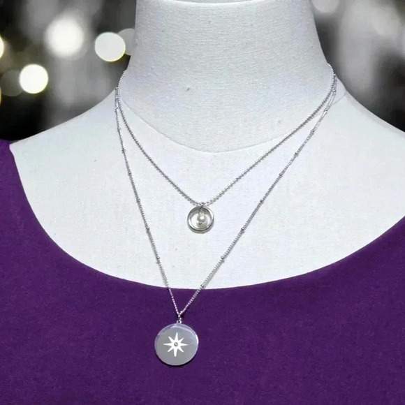 🆕️18K White Gold Plated Star Charm Minimalist Layered Necklace Faux Pearl - Picture 4 of 13